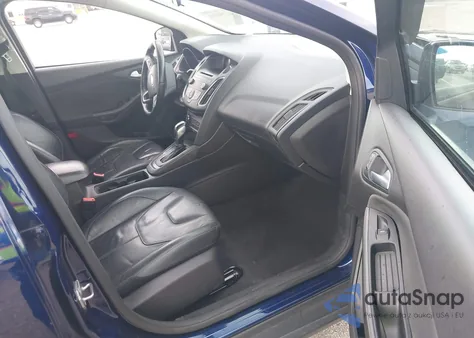 2016 Ford Focus Se z USA, uszkodzony, nr VIN 1FADP3K26GL39548